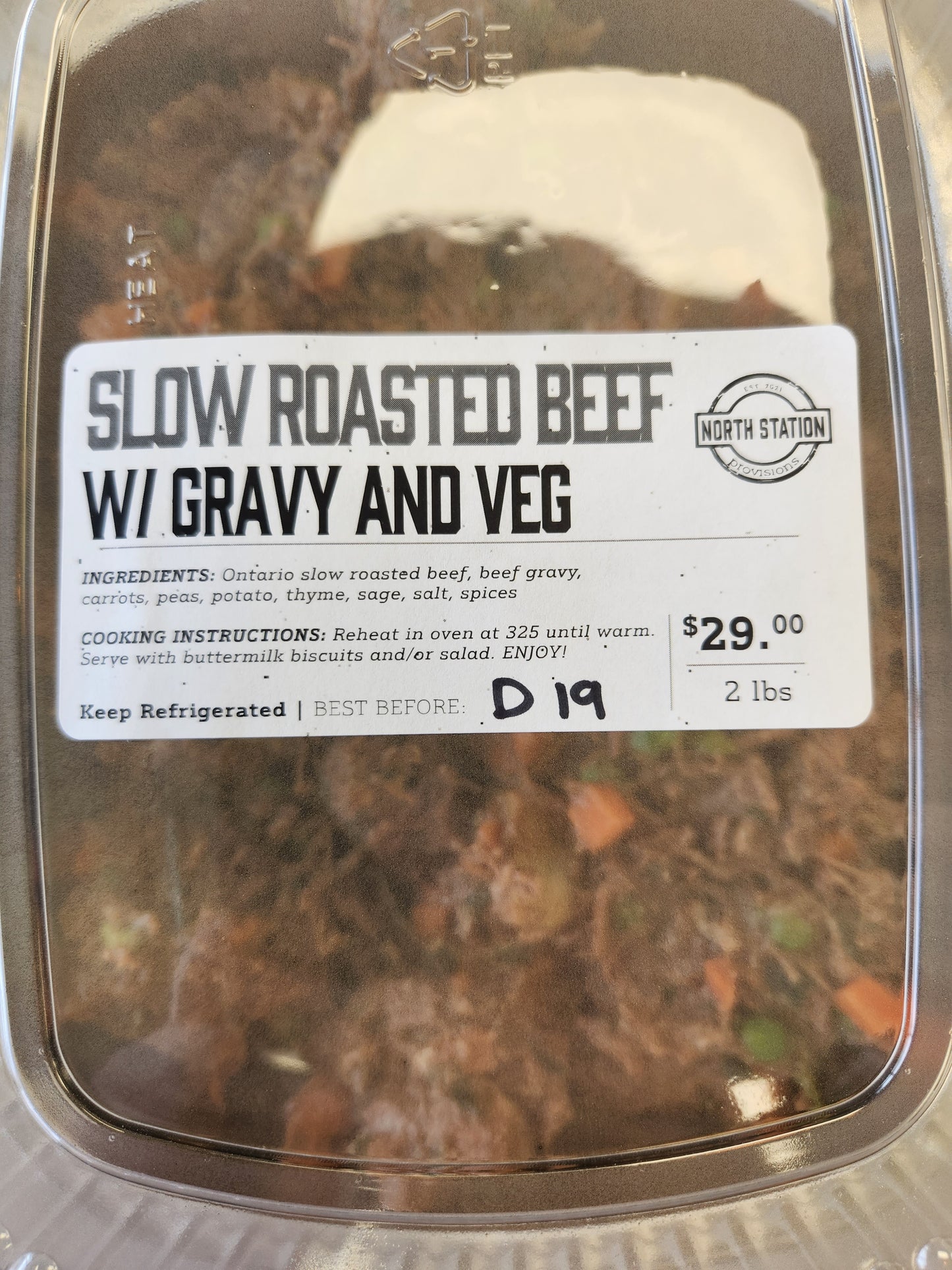 Slow Roasted Beef W/ Gravy & Veggies (2lbs)